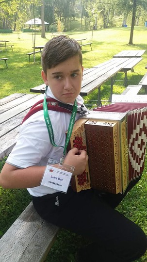 39467878_1903473286378569_4718365373903142912_n