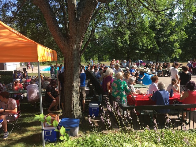 Crowds12