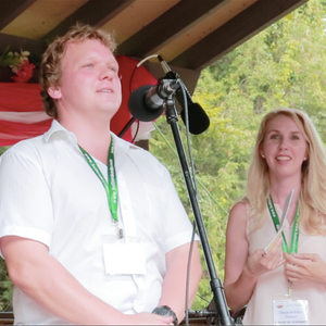 MCs Randy Dresar and Darja Antolin Dresar